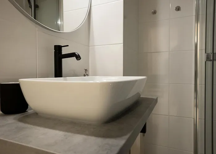 Apartman Brand New! Selfcheck-in, King Size Bed, Free Wi-fi *